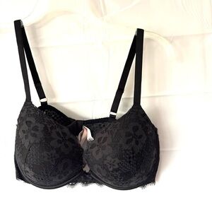 NWOT Victoria's Secret Black Dream Angels Lace Push Up Bra SZ 38D